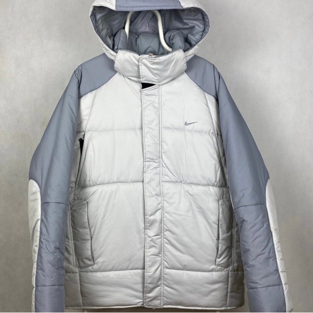Vintage Nike puffer jacket